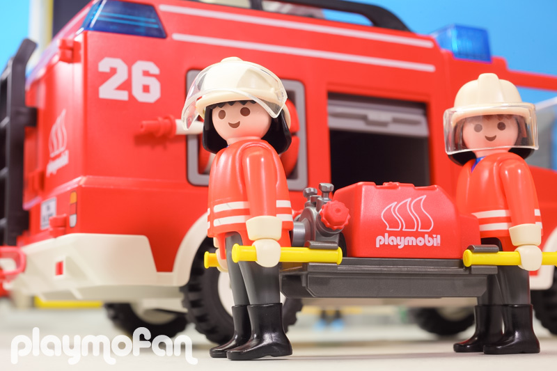 playmobil 消防車　3880 デッドストック　新品未開封　箱汚れあり