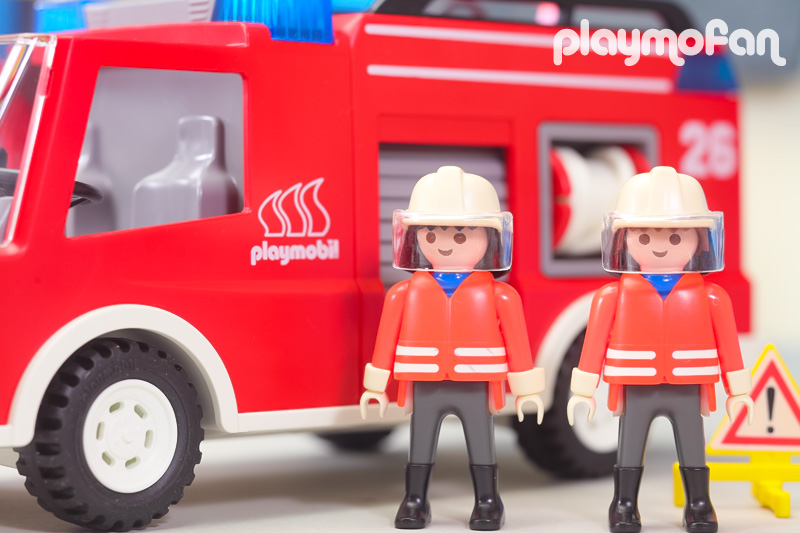 playmobil 消防車　3880 デッドストック　新品未開封　箱汚れあり