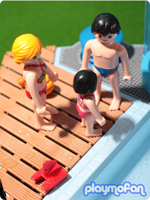 playmobil 4858 OpenAirPool with Slide