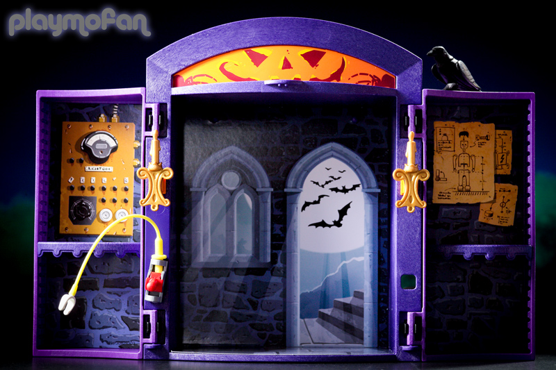 playmobil 5638 Haunted House Play Box