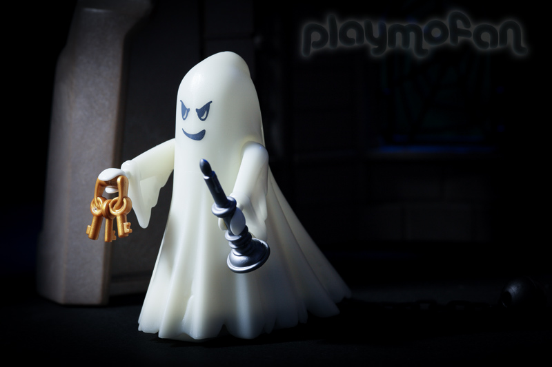 playmobil 6042 Castle Ghost with Rainbow LED