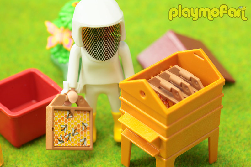 playmobil 6818 Bee Keeper with Honey