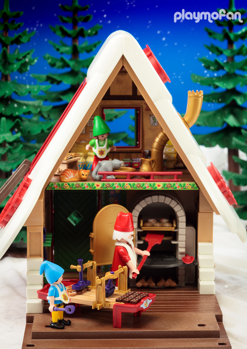 playmobil 9493 Christmas Bakery with Cookie Cutters